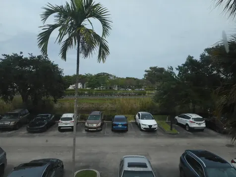 2926 S University Drive Davie FL 33328