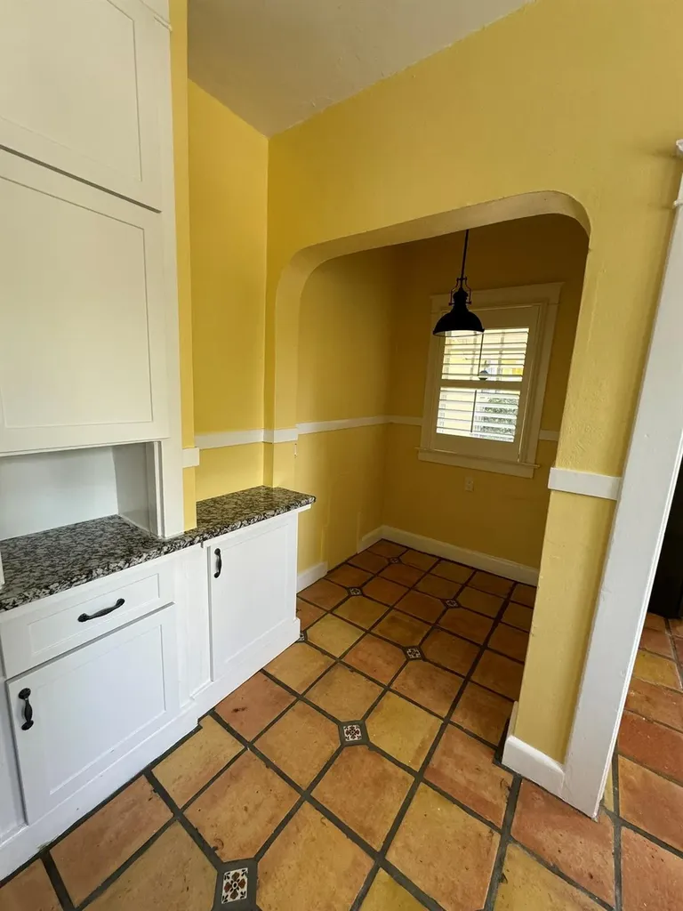 226 NE 7th Delray Beach FL 33483