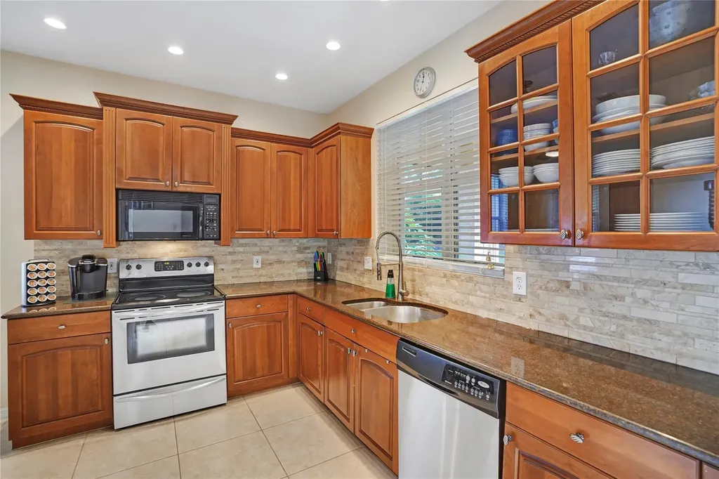5715 NW 119th Terrace Parkland FL 33076