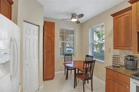 5715 NW 119th Terrace Coral Springs FL 33076