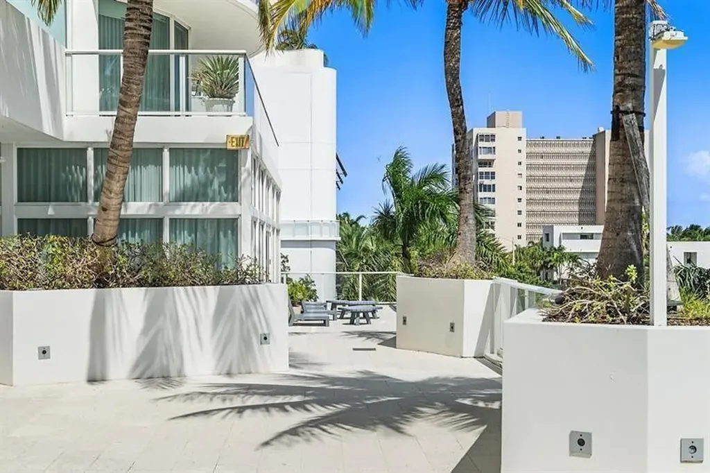 401 N Birch Road Fort Lauderdale FL 33304