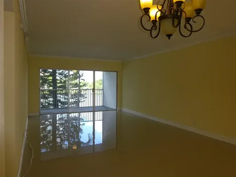 2801 N Palm Aire Drive Pompano Beach FL 33069