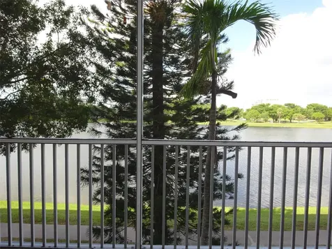 2801 N Palm Aire Drive Pompano Beach FL 33069