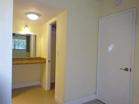 2801 N Palm Aire Drive Pompano Beach FL 33069