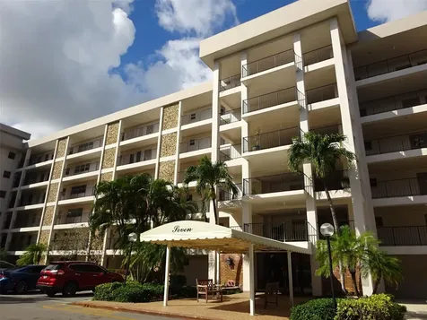 2801 N Palm Aire Drive Pompano Beach FL 33069
