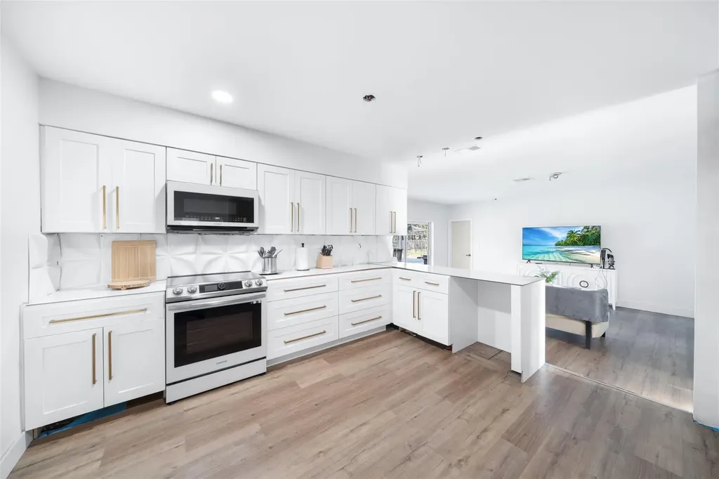 4221 NW 107th Avenue Coral Springs FL 33065