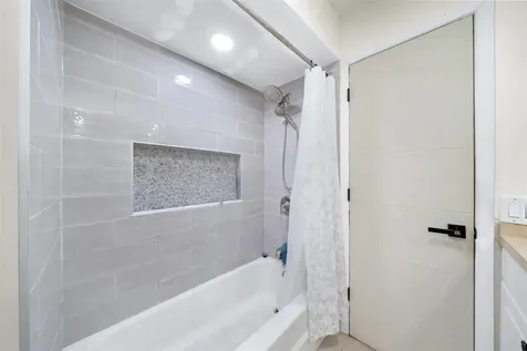 4221 NW 107th Avenue Coral Springs FL 33065