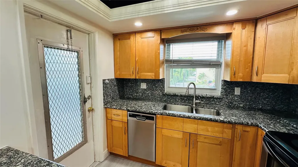 651 Pine Drive Pompano Beach FL 33060