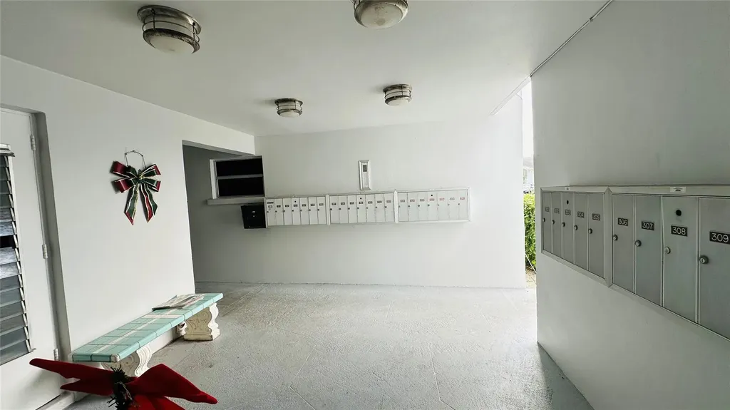 651 Pine Drive Pompano Beach FL 33060