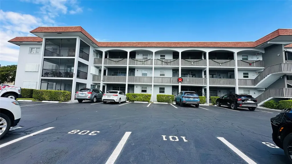 651 Pine Drive Pompano Beach FL 33060