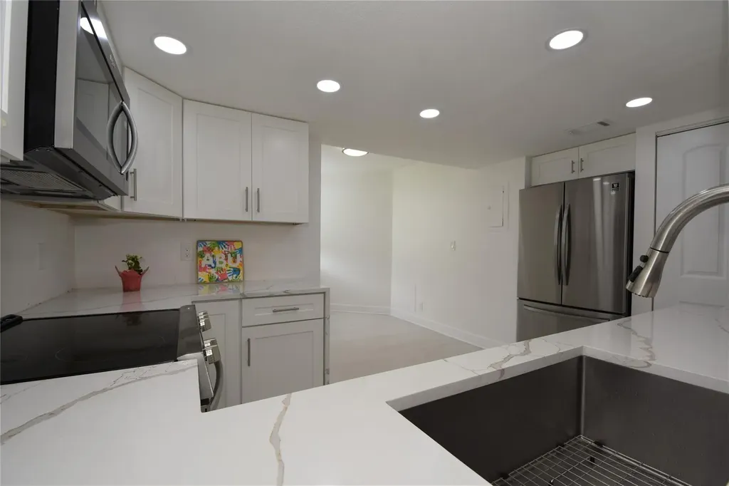 1831 Sabal Palm Drive Davie FL 33324