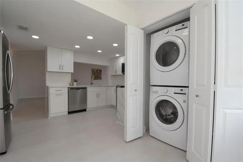 1831 Sabal Palm Drive Davie FL 33324