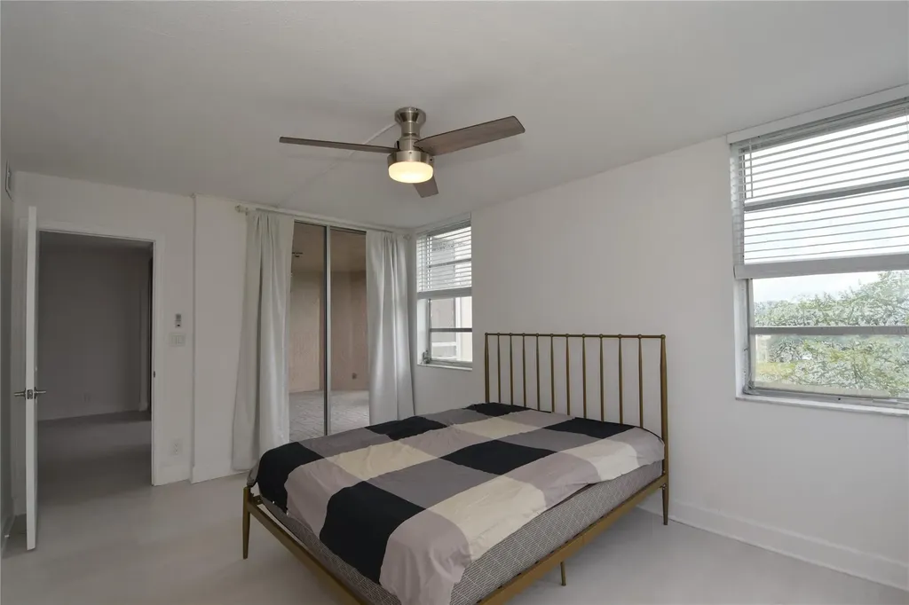 1831 Sabal Palm Drive Davie FL 33324