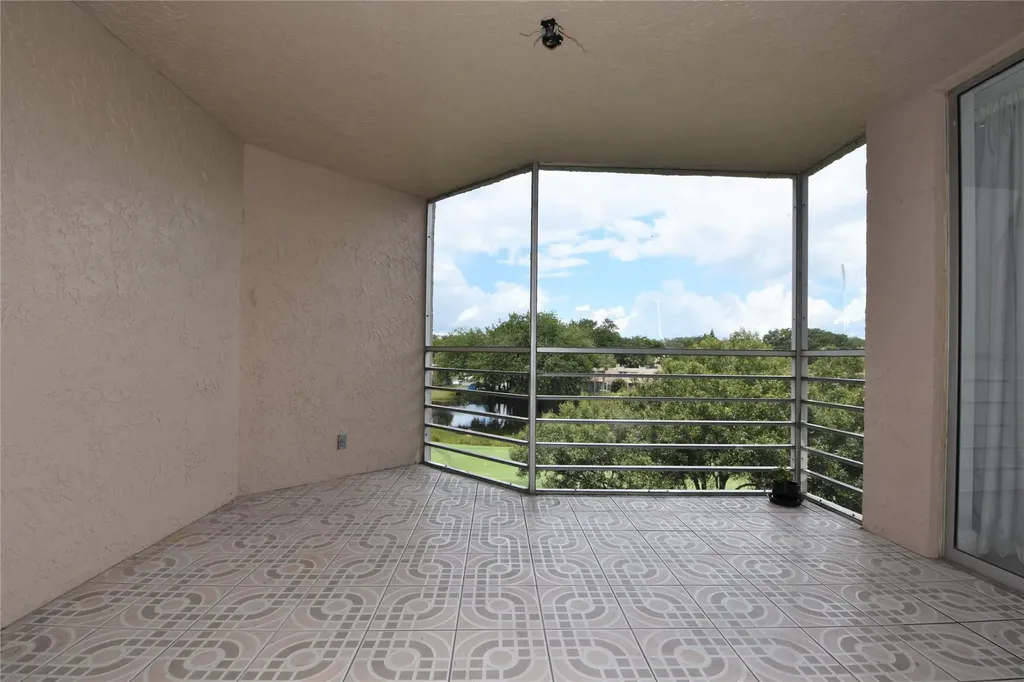 1831 Sabal Palm Drive Davie FL 33324