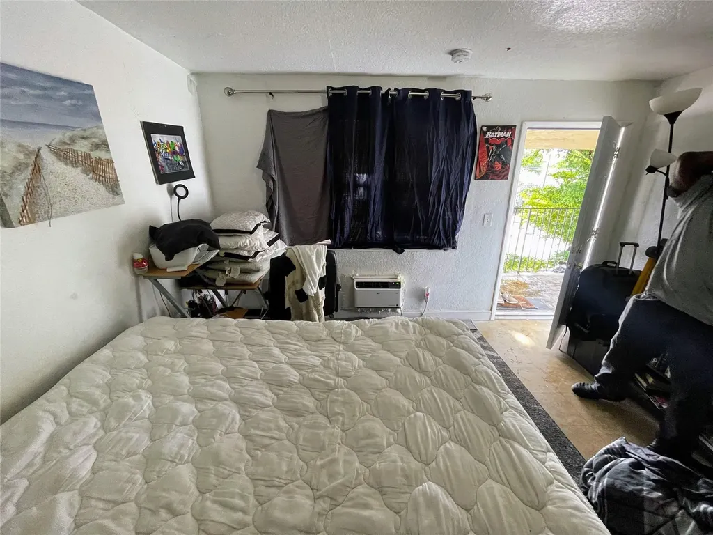 2800 W Sunrise Boulevard Fort Lauderdale FL 33311
