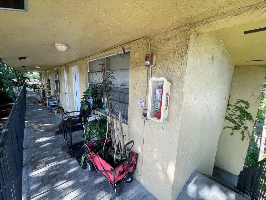 2800 W Sunrise Boulevard Fort Lauderdale FL 33311