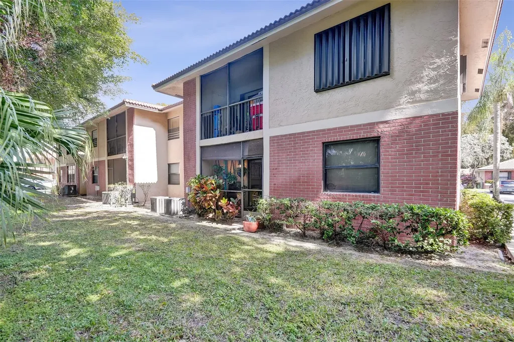 9629 NW 4th Street Coral Springs FL 33071