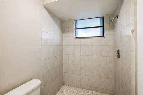 164 NW 106th Terrace Pembroke Pines FL 33026