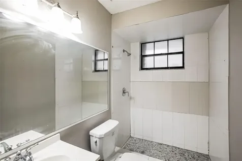 164 NW 106th Terrace Pembroke Pines FL 33026