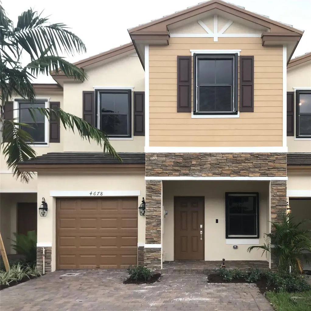 4678 Santa Cruz Way Davie FL 33314
