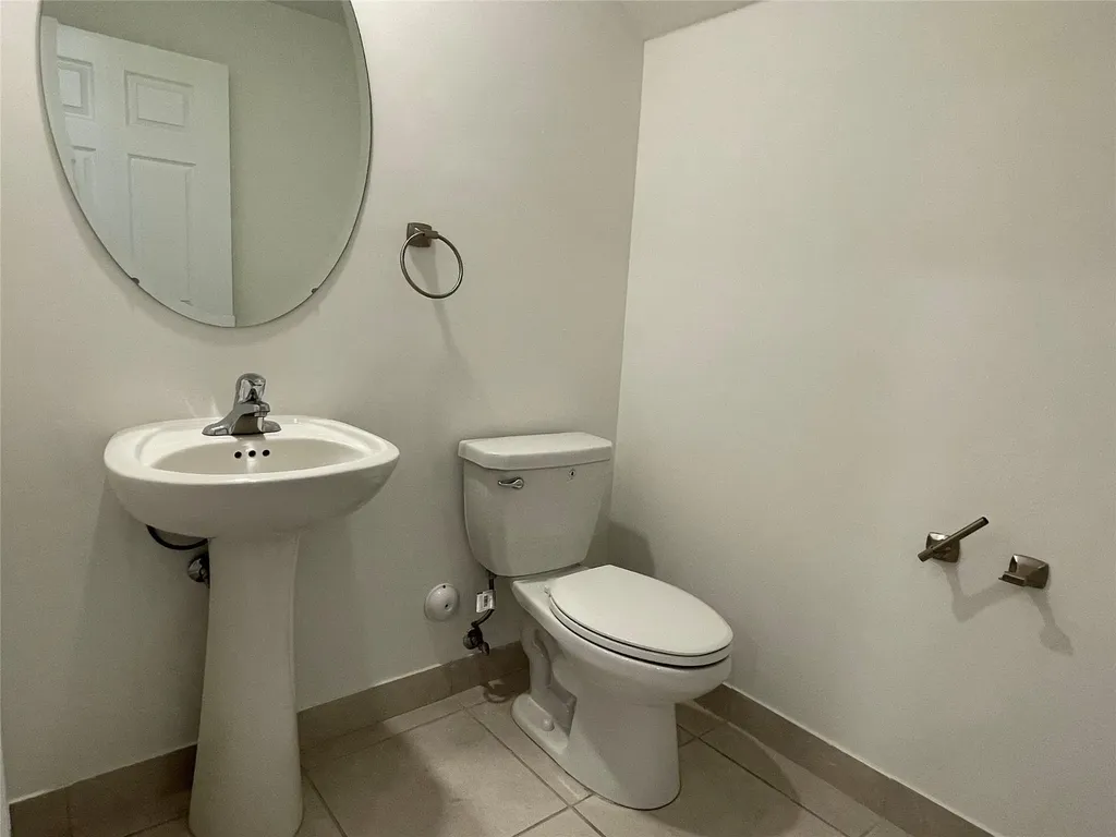 4678 Santa Cruz Way Davie FL 33314