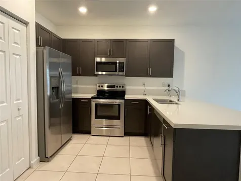 4678 Santa Cruz Way Davie FL 33314
