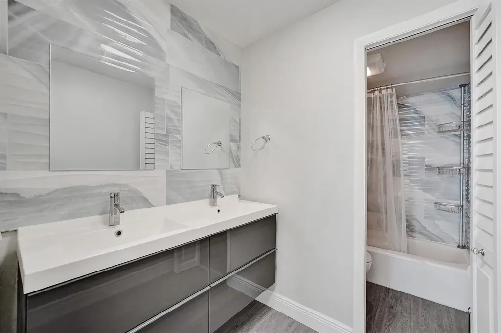 3800 N Hills Drive Hollywood FL 33021