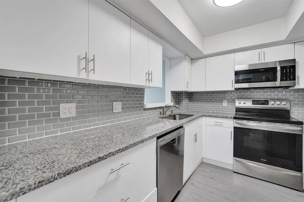 3800 N Hills Drive Hollywood FL 33021