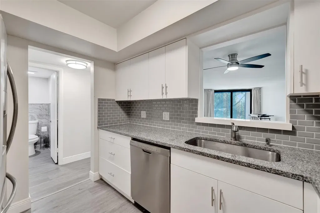 3800 N Hills Drive Hollywood FL 33021