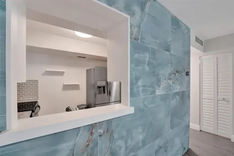 3800 N Hills Drive Hollywood FL 33021
