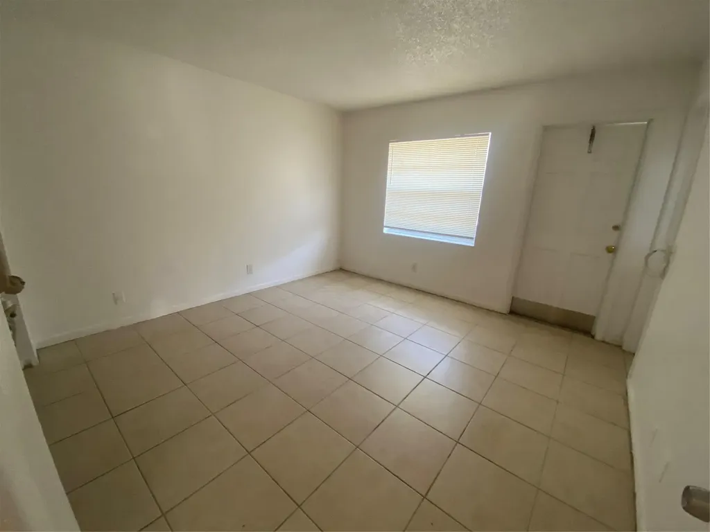 1461 NW 20th Street Fort Lauderdale FL 33311