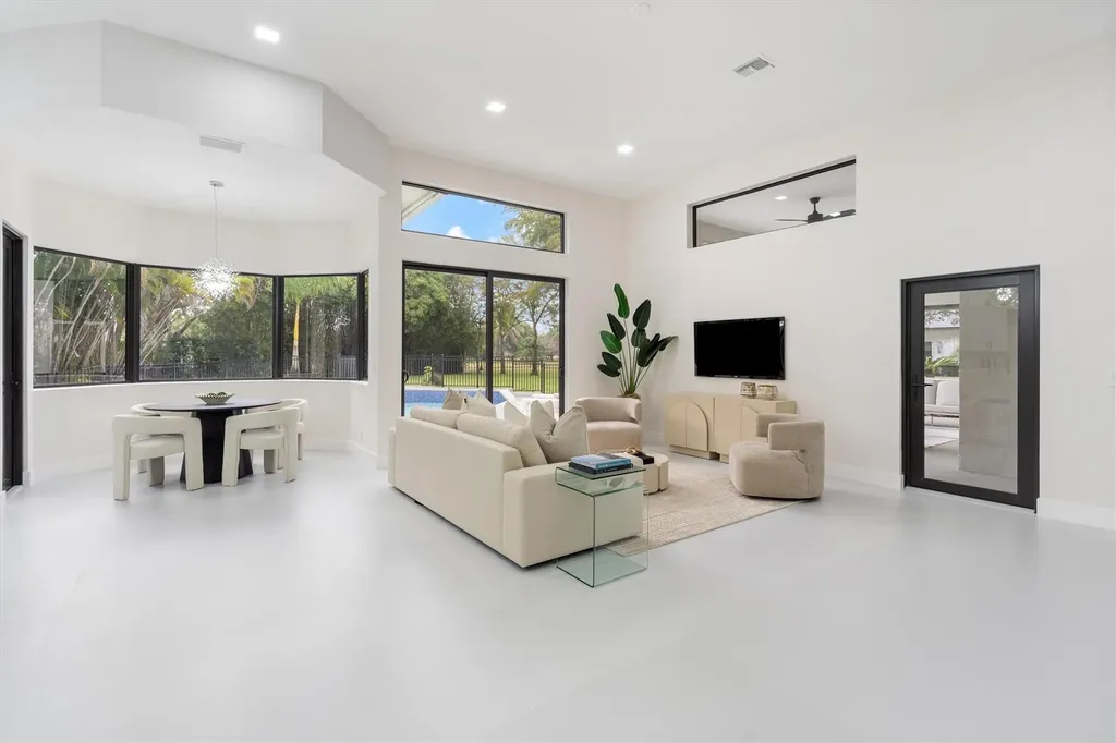 7685 NW 47th Drive Coral Springs FL 33067