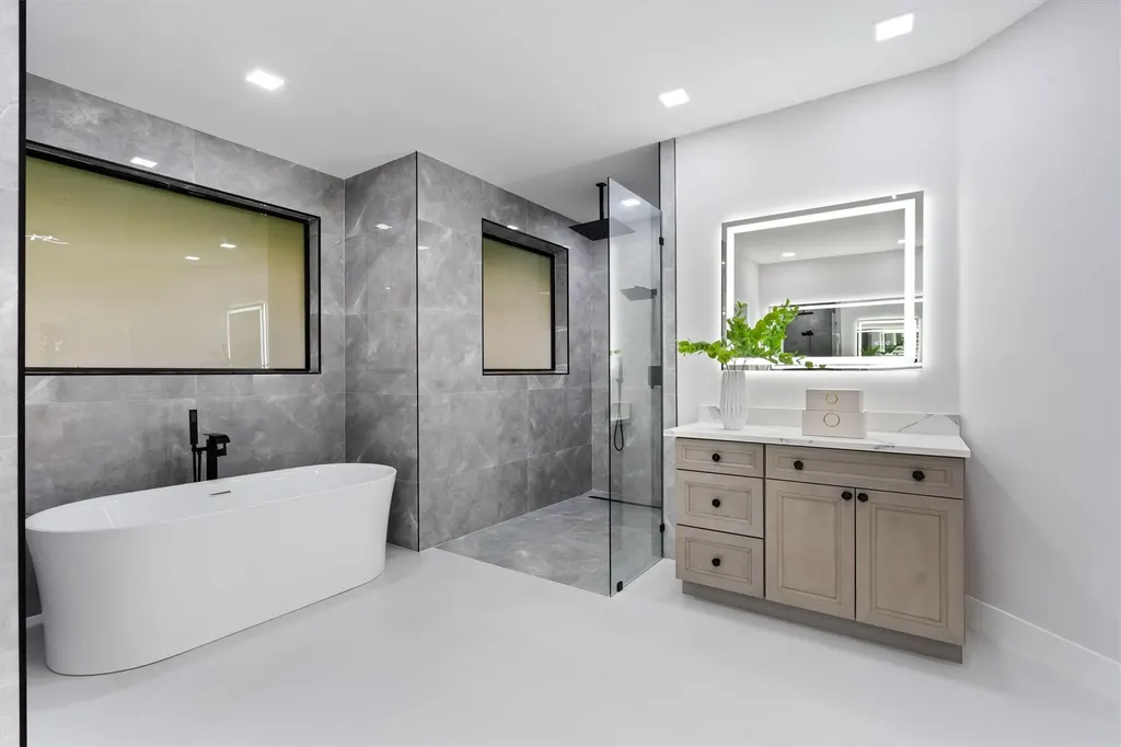 7685 NW 47th Drive Coral Springs FL 33067