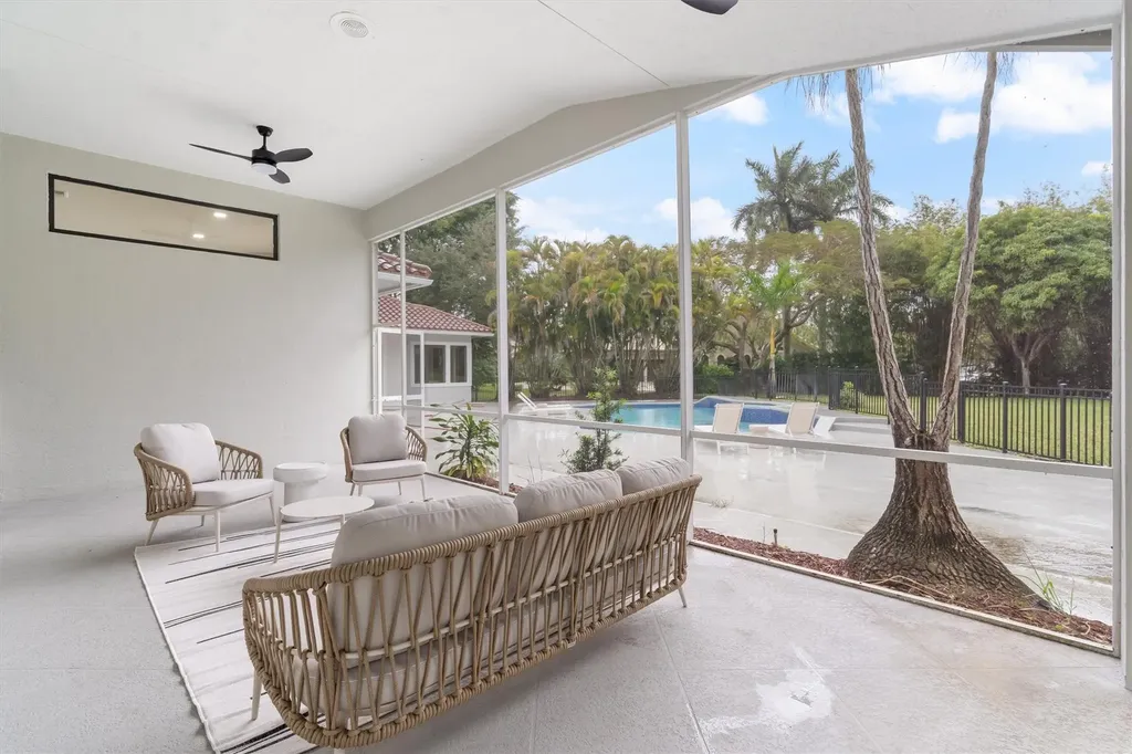7685 NW 47th Drive Coral Springs FL 33067