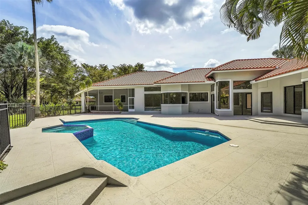 7685 NW 47th Drive Coral Springs FL 33067