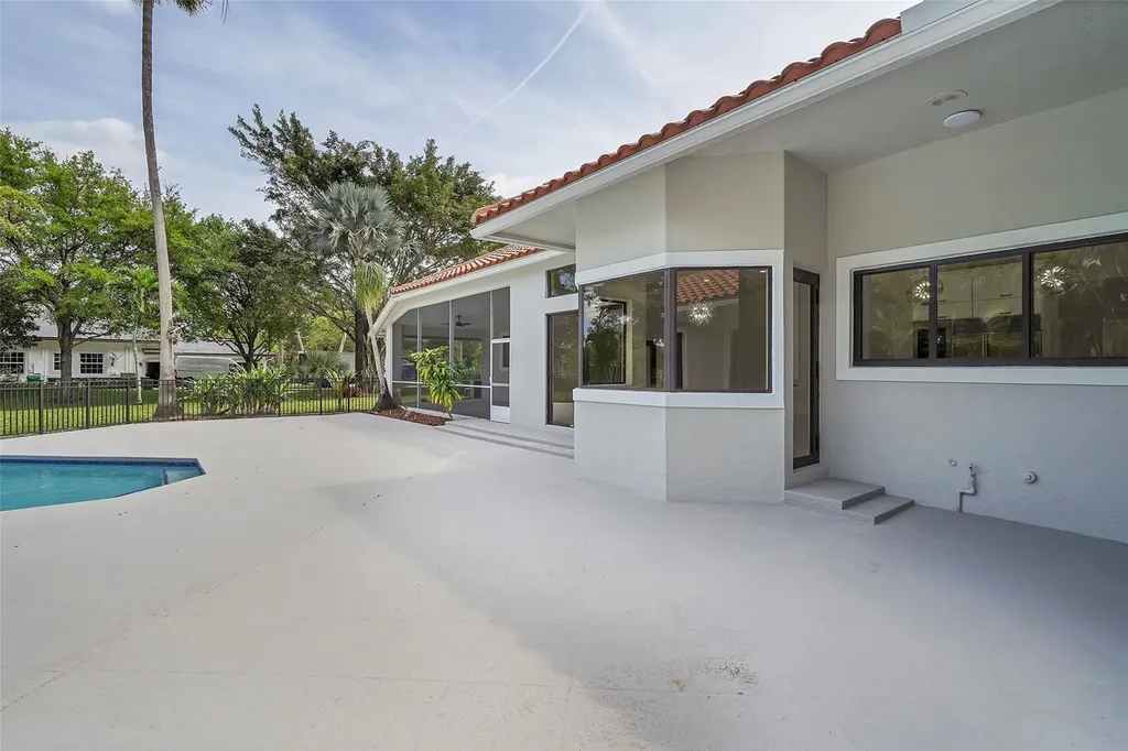 7685 NW 47th Drive Coral Springs FL 33067