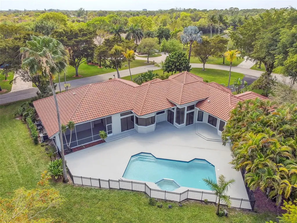 7685 NW 47th Drive Coral Springs FL 33067