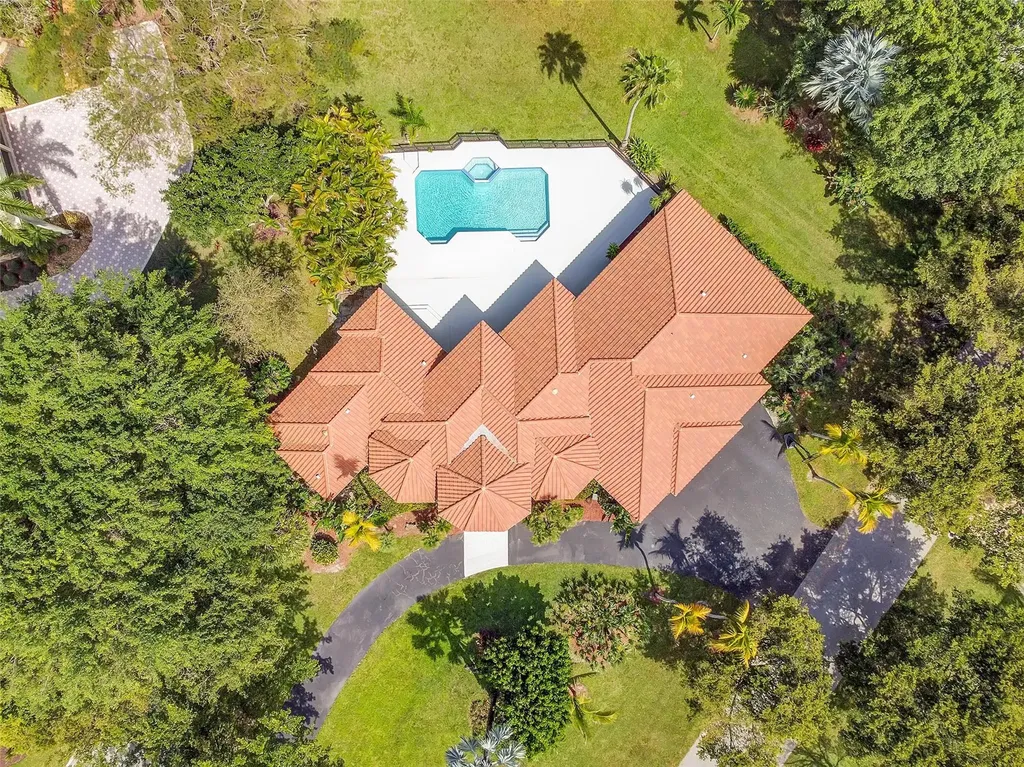 7685 NW 47th Drive Coral Springs FL 33067