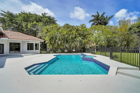 7685 NW 47th Drive Coral Springs FL 33067