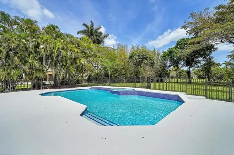 7685 NW 47th Drive Coral Springs FL 33067