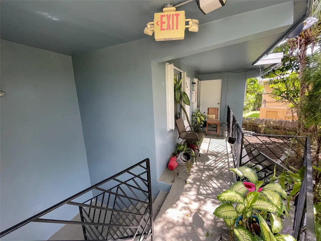 3760 SW 1st Street Fort Lauderdale FL 33312