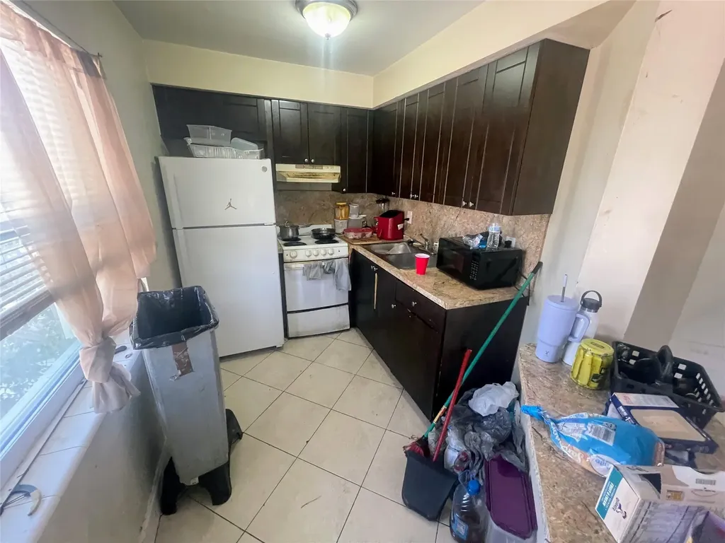 3760 SW 1st Street Fort Lauderdale FL 33312