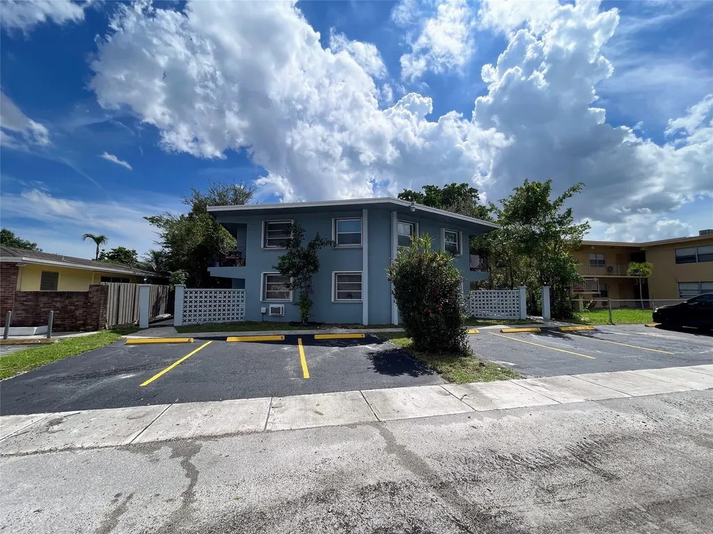 3760 SW 1st Street Fort Lauderdale FL 33312