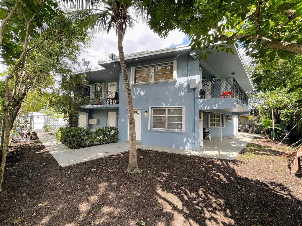 3760 SW 1st Street Fort Lauderdale FL 33312