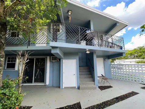 3760 SW 1st Street Fort Lauderdale FL 33312