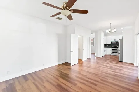 904 NW 126th Avenue Coral Springs FL 33071