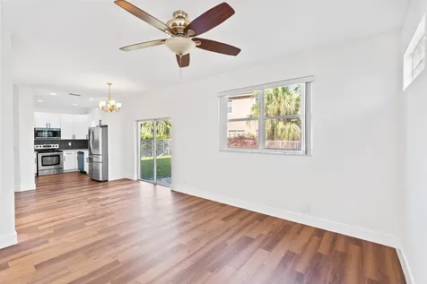 904 NW 126th Avenue Coral Springs FL 33071