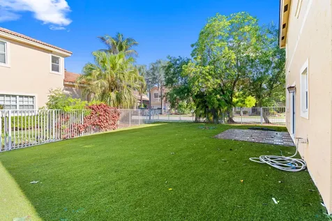 904 NW 126th Avenue Coral Springs FL 33071