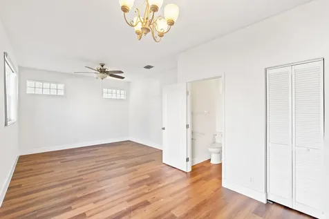 904 NW 126th Avenue Coral Springs FL 33071