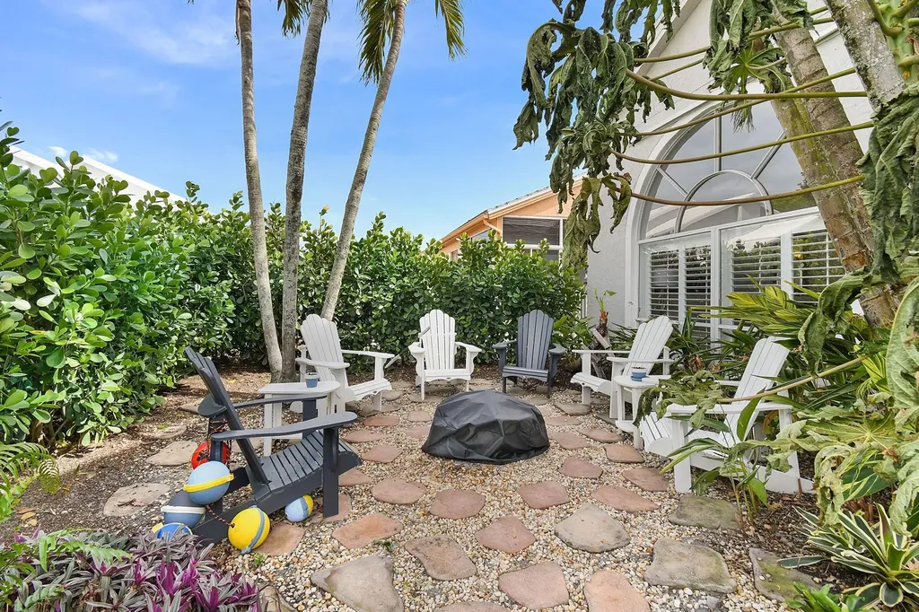 9246 SE Deerberry Place Jupiter FL 33469